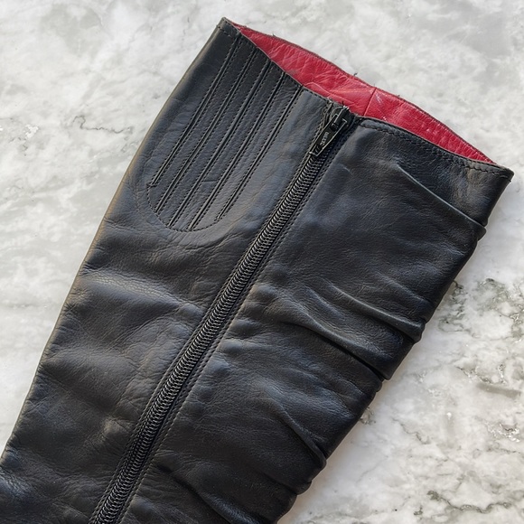 JOANNE MERCER | Knee high heeled pointed toe boots - Picture 3 of 10